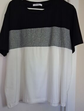 Men's Black, Gray & White Colorblock Short Sleeve Tee